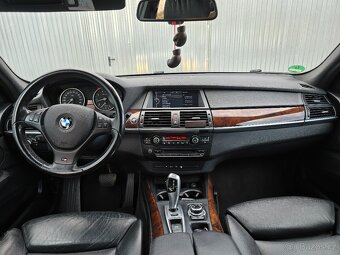 BMW X5 xDrive48i M paket - 7