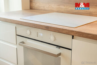 Prodej bytu 3+1, 96 m², Praha, ul. Balbínova - 7