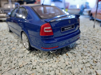 model auta Škoda Octavia RS TFSi 2006 Otto mobile 1:18 - 7