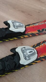 Sjezdové lyže 80 a přeskáče 17 - 7