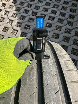 Letní pneu Michelin 255/40ZR 21 - 7