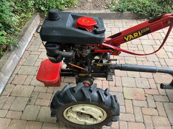 Malotraktor Vari s vozikem - 7
