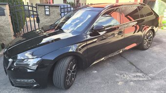 Superb Combi 2.0 TDI, 110kw ,Style,Black magic. - 7