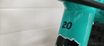 SCOTT ROXTER 20" KRÁSNÝ STAV - 7