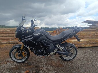 Triumph Tiger 1050 - 7
