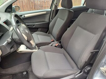 Benzínová Opel Astra 1.8 ..16V Tempomat - 7