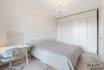 Pronájem bytu 2+kk/B, OV, 65 m2, Praha 7 - Holešovice - 7