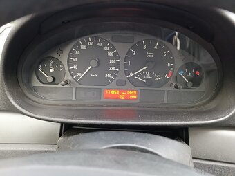 BMW E46 318I 2003 - 7