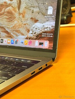 MacBook Pro 13" 2016 256gb Touch Bar - 7