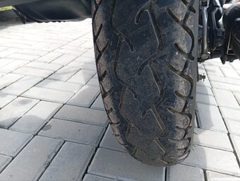 Kawasaki VN800A - 7
