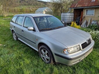 Škoda Octavia 1.6 MPI rozprodávám na díly - 7