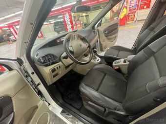 Renault Scenic Kombi 1,9dCi/96 kW (r.v. 2011) - 7