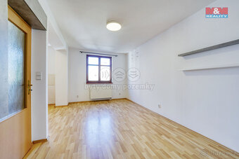 Pronájem bytu 1+kk, 26 m², Město Touškov, ul. U Špejcharu - 7