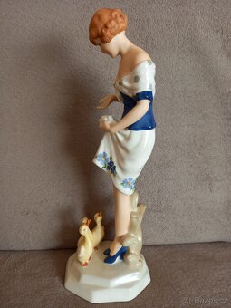 Soska dama s huskami Royal dux - 7