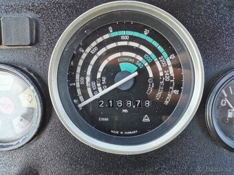 ZETOR 7245 S ČELNÍM NAKLADAČEM A SPZ - 7