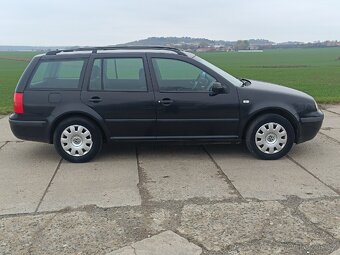 Golf IV Variant 1.6 16v - 7