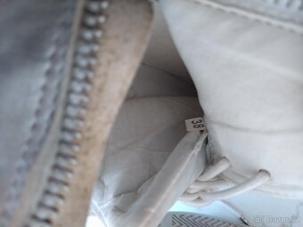 Dámské kožené bílé kotníkové boty Baťa 38 - 7