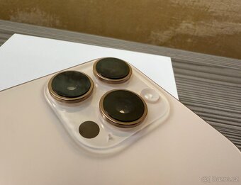Apple iPhone 16 Pro 256GB zlatý, Zánovní, 99% baterie - 7