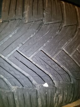 Prodám 205/65 R16 na 1 octavia - 7