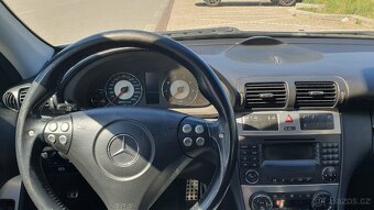 Mercedes-Benz C55 AMG 5,5l V8 - 7