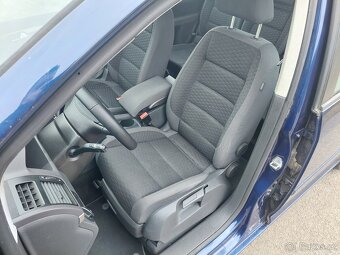 Náhradní díly VW Touran 1T2 barva LD5Q modrá metalíza - 7