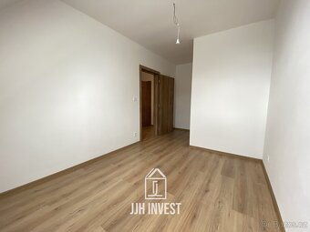Pronájem bytu 4+kk, 114 m2 - Praha - Běchovice, ev.č. 00046 - 7