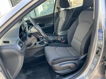 Hyundai i30 Combi 1.5 DPI 80kw r. 2022 - 7