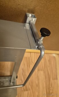 Držák pod stůl pro PC - 7