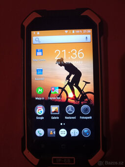 Odolný mobilní telefon iGET Blackview BV6000s - 7