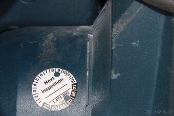 Bourací kladivo BOSCH GSH 11 VC Professional - 7