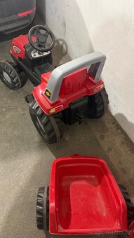 Šlapací traktor s vlečkou - 7