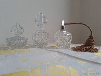 stará toaletní souprava 3 ks - 7