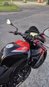 Aprilia tuono 125 - 7