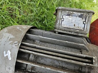 Elektromotory a řemenice - 7