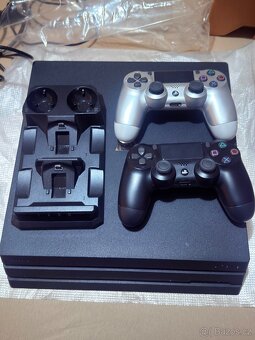 PlayStation 4 Pro 1TB + 2 ovladače + nabíjecí stanice – TOP - 7