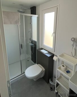 Na prodej 2 plně vybavené mobilní domky u moře – Chorvatsko - 7