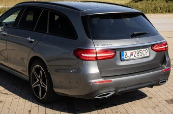 Mercedes Benz E 300 de T Avantgarde (2020) - 7