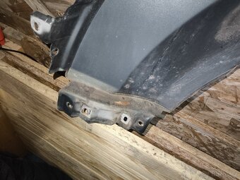 Pravy blatnik Aud TT, 8n - 7