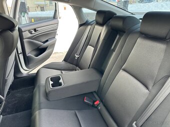 Honda Accord X Hybrid 2.0 - 7