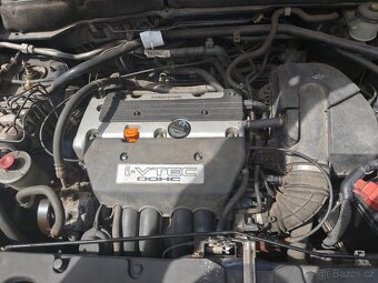 Honda CRv 2,0 benzín - 7
