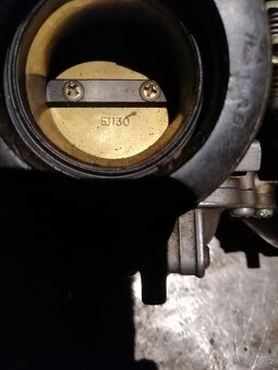 karburace FZ750 - 7
