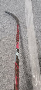 Juniorská carbonová hokejka JR HOCKEY flex 50 pravá - 7