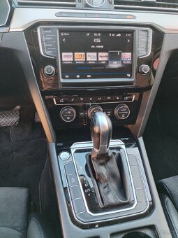 Prodám VW Passat b8 Highline dsg - 7