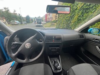 Volkswagen Golf IV 1.6 77kW, benzín, r.v. 2003 - 7