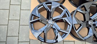 Nové originální alukola Audi Sport Q8 R23 - 7