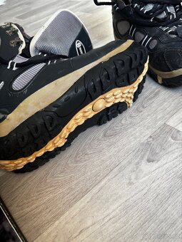 Snowboard + vázání + boty - 7