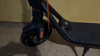 Ninebot Kickscooter F2 Pro E - 7