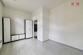 Pronájem bytu 1+kk, 28 m², Mariánské Lázně, ul. Hlavní třída - 7