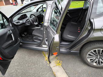 Prodám Peugeot 2008 1.2.PureTech - 7