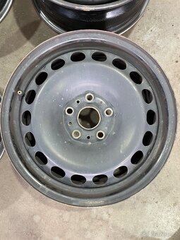 Originál plechové kola VW 16” - 7